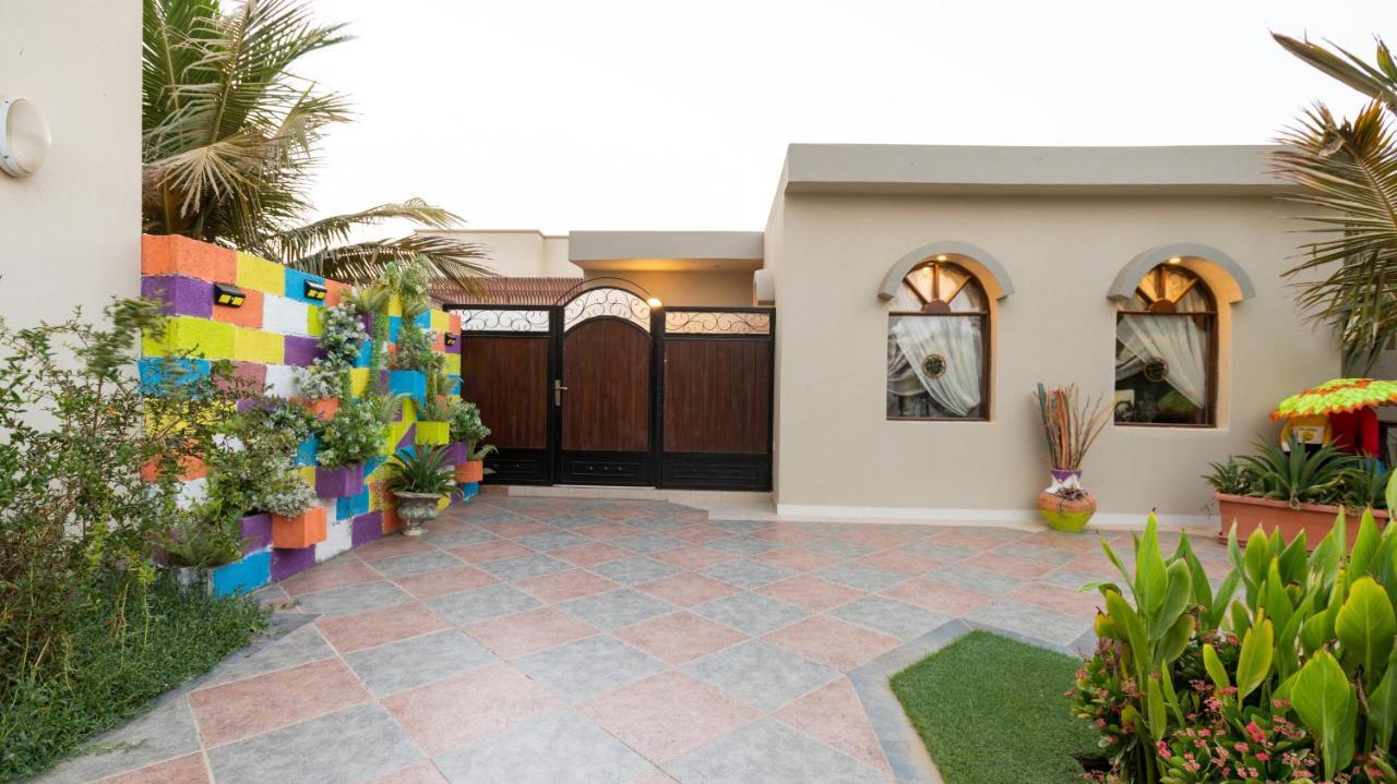 B-Lbait Yanbu Villa Garden Exterior photo